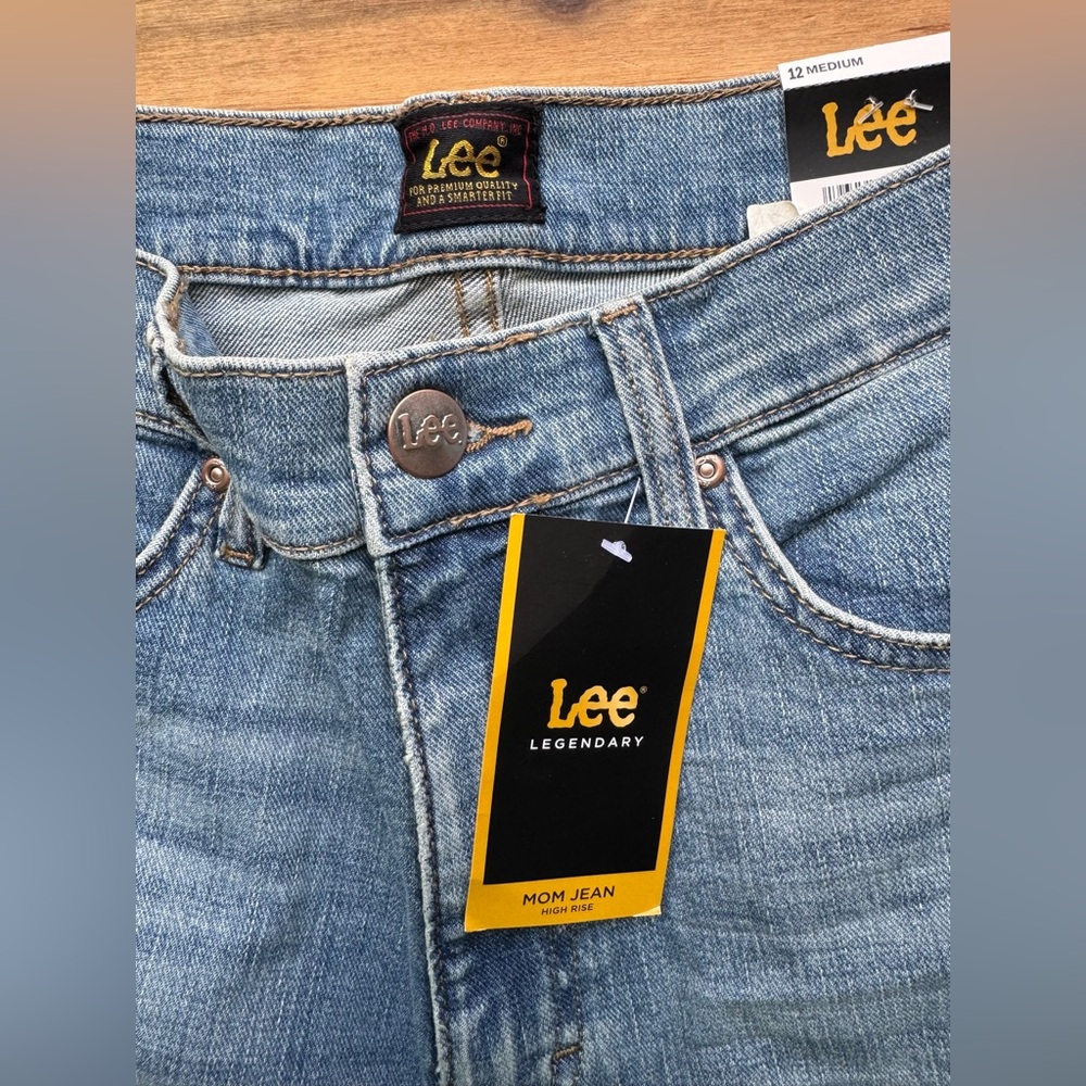 NWT LEE Mom Jeans 12 - Picture 3 of 5